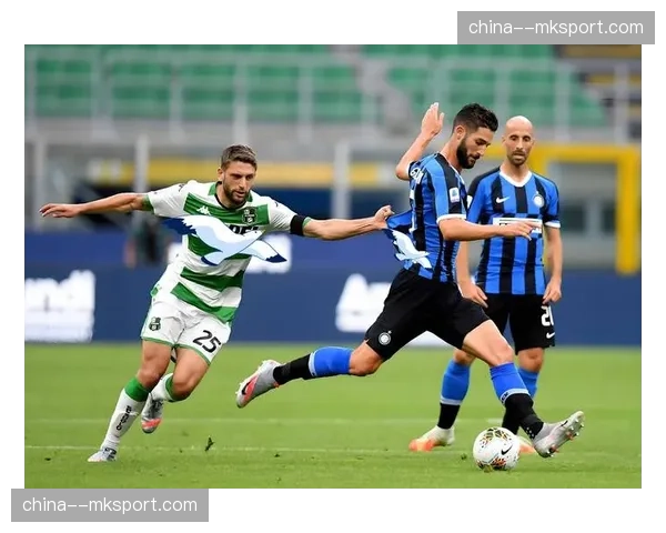 萨索洛年轻中场皮纳蒙蒂接受专访,谈自己的成长与球队的保级战 萨索洛年轻中场皮纳蒙蒂接受专访,谈自己的成长与球队的保级战